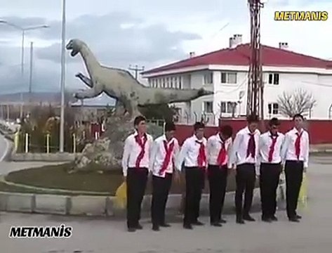 VAN _ Gevaş Yöresel Oyunlar HALAY -2010