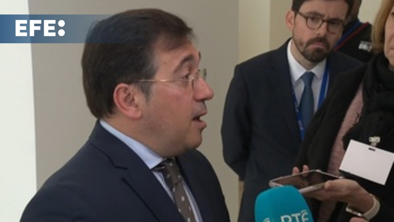 Albares dice que el resultado de las elecciones vasca augura "gobierno estable" en Euskadi