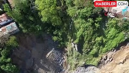 Gaziosmanpaşa'daki heyelan bölgesinin son durumu havadan görüntülendi