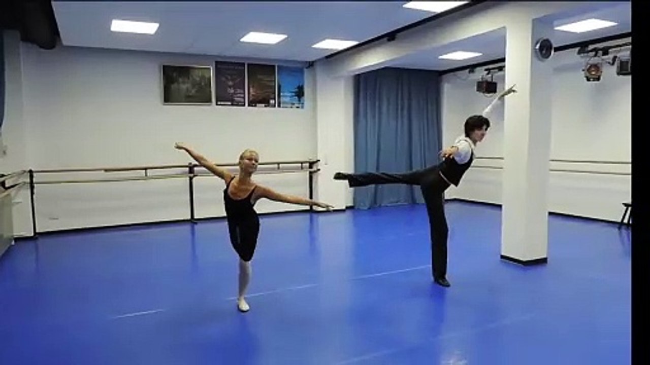 Venice proud and pretty - Full Dance