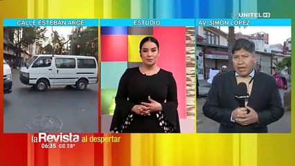 Gremiales bloquean vías del límite entre Cochabamba y Tiquipaya exigiendo el retiro de ambulantes