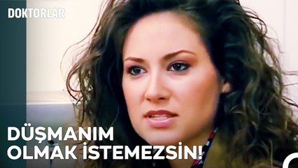 Bilge'nin Maskesi Düşmek Üzere - Doktorlar