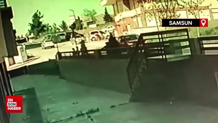 Samsun'da yola fırlayan çocuklarını korumak isteyen kadın darbedildi