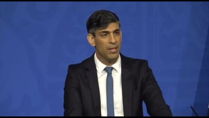 Gb, Sunak: i primi voli per il Ruanda partiranno in 10-12 settimane