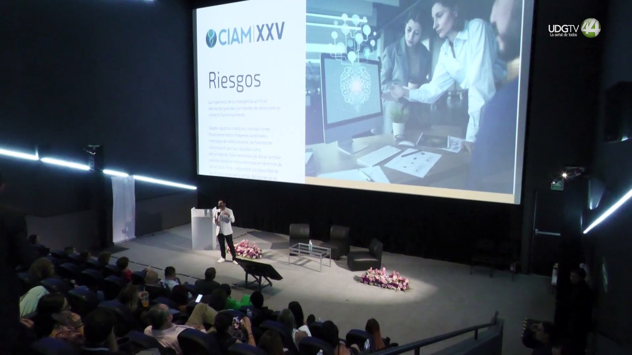 Abordan riesgos de la Inteligencia Artificial e...