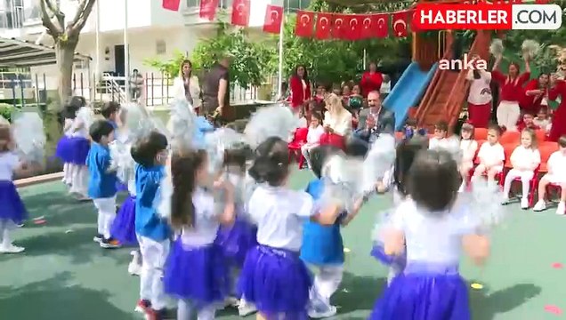 Konyaaltı Belediye Başkanı Cem Kotan, Uncalı Kreş ve Gündüz Bakımevi'nde 23 Nisan kutlamalarına katıldı