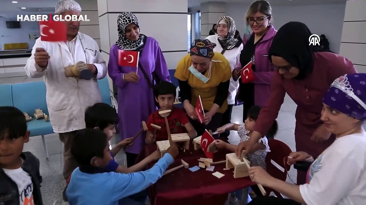 Malatya Eğitim Araştırma Hastanesi'nde 23 Nisan etkinliği, çocuklarla güzel vakit geçirdiler