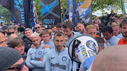 Inter, il discorso della Curva Nord ai giocatori: "Fategliela pagare, prendeteli a pallonate"