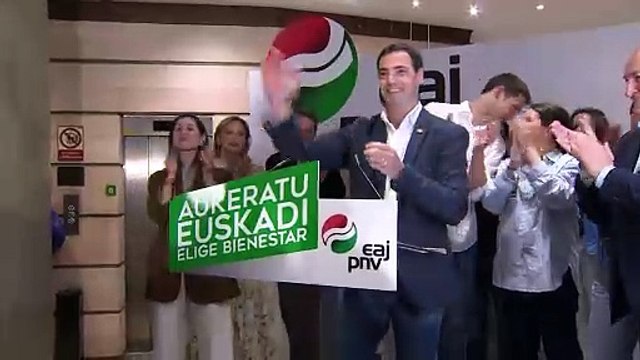 PNV y PSE-EE acercan un pacto mientras EH Bildu se felicita por los resultados obtenidos