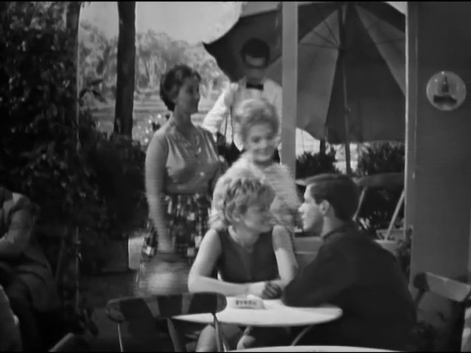 Maigret und die Wahrsagerin - Ganze Serie - Staffel 3/Folge 8 - 1963