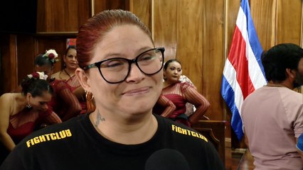 ext-esposa-medallita-220424