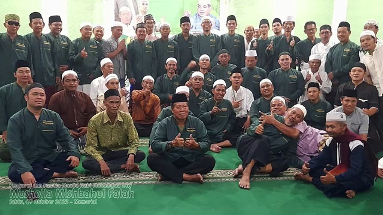 Pengurus dan Panitia Maulid Nabi Muhammad SAW Musholla Mishbahul Falah - Sabtu, 07 Oktober 2023