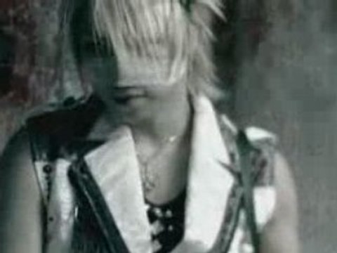 the GazettE - Guren (PV) [DVD]