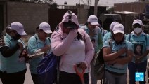 México: madres buscadoras cavan para encontrar restos de sus seres queridos