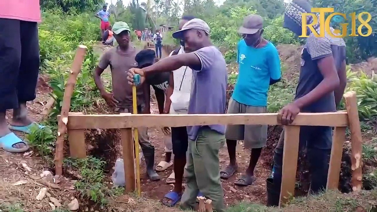 Avansman travay yo nan kanal Grazèt nan komin Tòbèk, depatman sid peyi a.