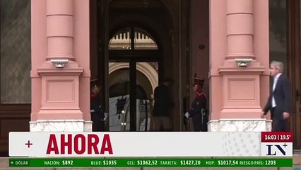 Caputo responde con un "fuck you" a una señora que lo llamó "ladrón"