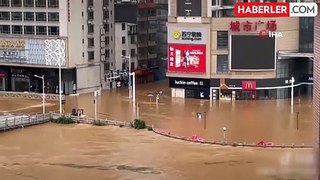 Çin'deki sel ve toprak kaymasında 4 kişi öldü, 10 kişi kayıp