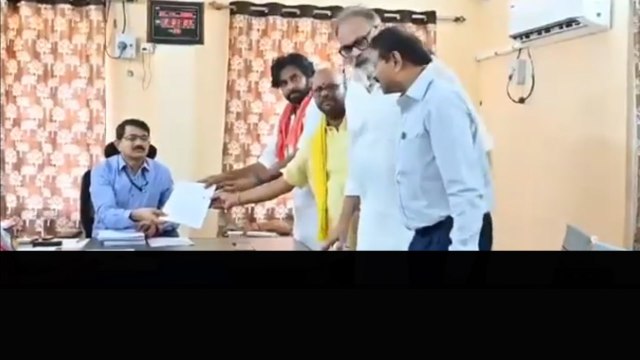 Varma,Naga Babu తోడుగా Pawan Kalyan Nomination | Pithapuram | Andhra Pradesh | Oneindia Telugu