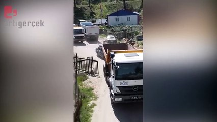 Aladağ'da belediye CHP'ye geçti, AFAD kamyonları geri çekti