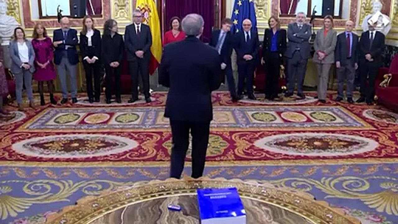 El Gobierno aprueba medidas contra abusos sexuales de la Iglesia y reivindica el Día del Libro