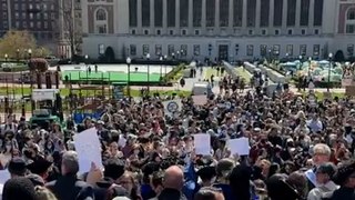 Massive crowd gathers as Columbia University faculty walk out after arrests of pro-Palestinian protesters