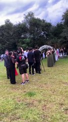 Jovem paranaense que enfrenta câncer terminal, realiza emocionante cerimônia de casamento