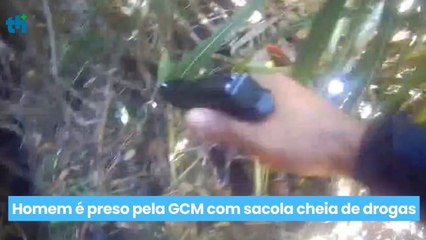 Homem é preso pela GCM com sacola cheia de drogas