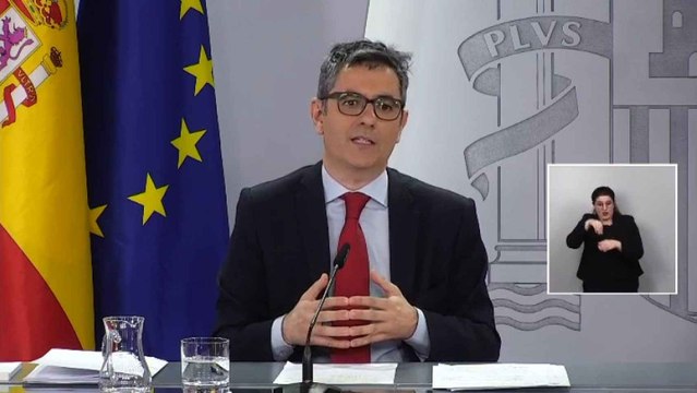 Bolaños presenta el plan del Gobierno para indemnizar a las víctimas de abusos en la Iglesia.