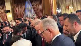 Son dakika! Cumhurbaşkanı Erdoğan Özgür Özel'le TBMM'de bir araya geldi