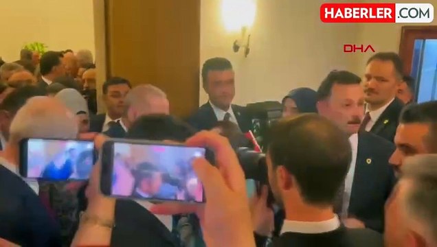 Cumhurbaşkanı Erdoğan, CHP lideri Özel ile TBMM'de kısa bir görüşme gerçekleştirdi: Haftaya bir araya geleceğiz