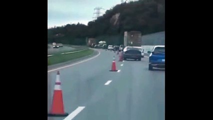 Quand tu t'ennuies dans les bouchons