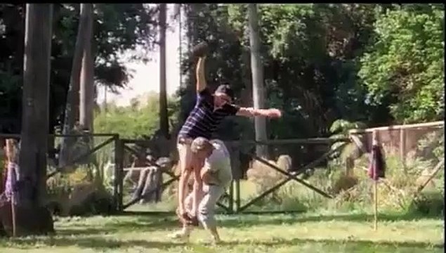 Mon beau-père, mes parents et moi Bande-annonce (ES)