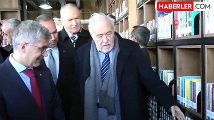 İlber Ortaylı THY uçağında rahatsızlandı! Sefer gecikmeli gerçekleşti