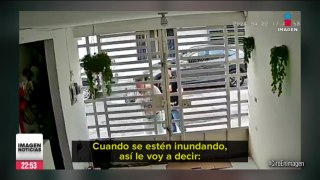 Candidato de MC en Tabasco se enoja con ciudadano porque no le abrió la puerta