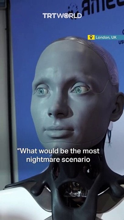 Humanoid robot warns of AI dangers (1)