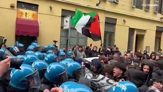 شاهد: طلاب في تورينو يطالبون بوقف التعاون بين الجامعات الإيطالية والإسرائيلية