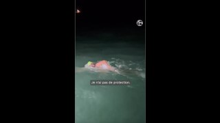 Nager la nuit sous les requins : le défi de Stève le phoque