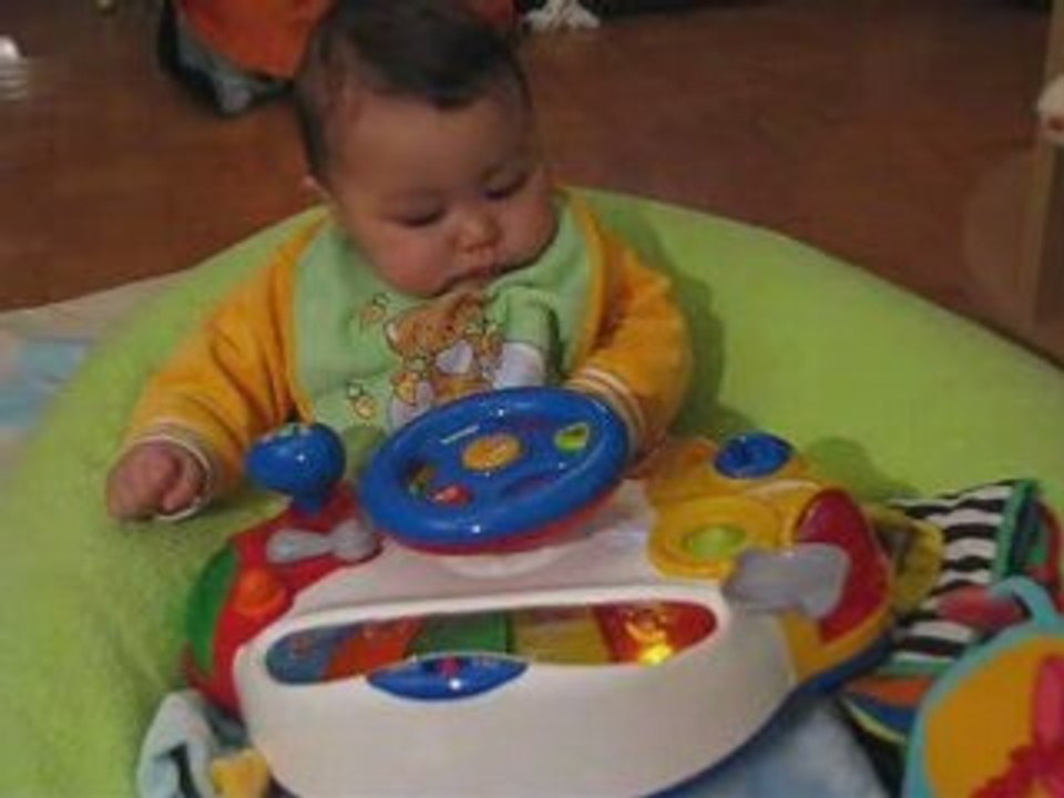 Téo bientôt 8 mois