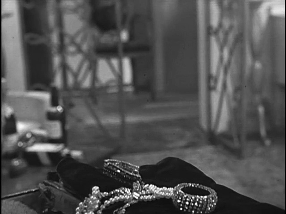 Maigret auf Reisen - Ganze Serie -  Staffel 4/Folge 10 - 1963