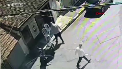 Tıraşı pahalı buldu, berber dükkanına kurşun yağdırdı