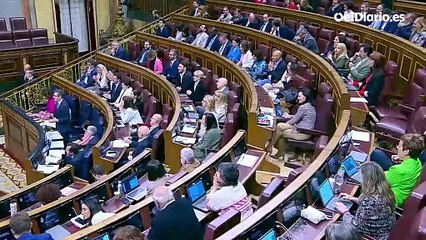 Tellado esgrime en el Congreso una foto de Sánchez con Aizpurua: "El PSOE va sin careta y los de Bildu sin pasamontañas"