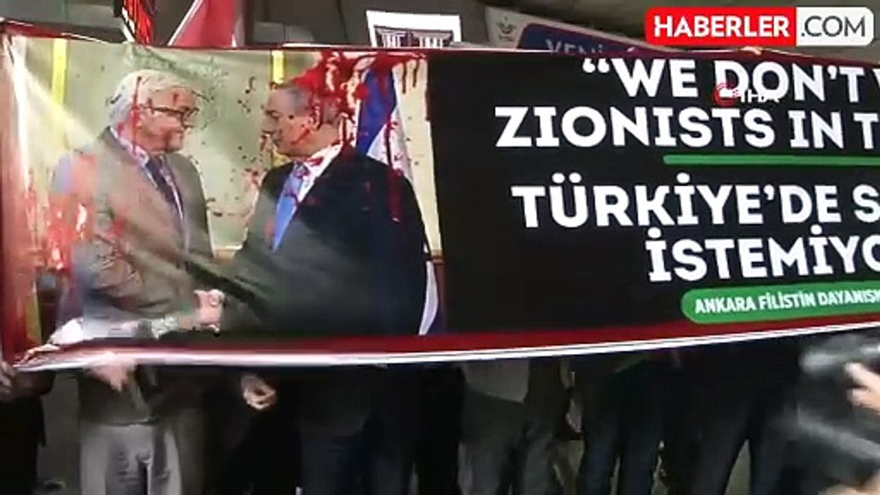 Almanya Cumhurbaşkanı Steinmeier, Ankara'da protesto edildi