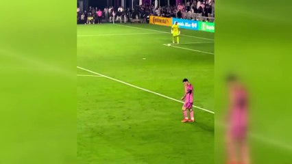 Lionel Messi'nin korumaları yine tam zamanında olay yerinde!