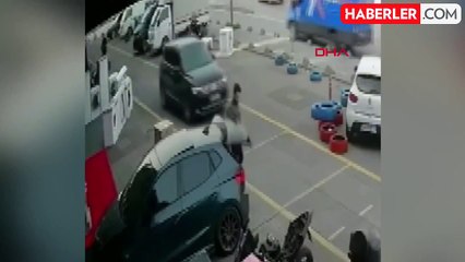 Otomobille ayağını ezdiği kişinin hastane masraflarını ödemeyi reddedince öldürüldü