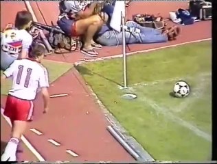 Poland v Cameroon Group One 19-06-1982