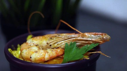 Comment décortiquer ses gambas ?
