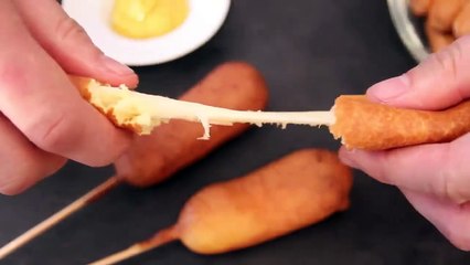 Corn dogs à l'emmental