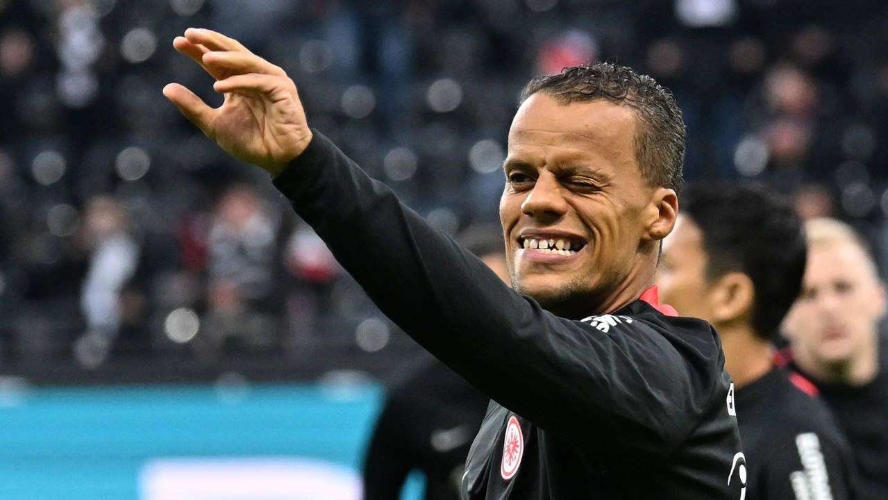 'Es gibt Leute, die pfeifen wollen': Chandler scherzt und warnt