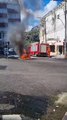 Carro pega fogo em rua no Pelourinho