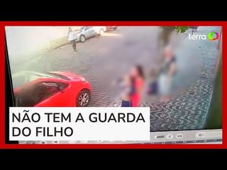 Mãe desaparece com o filho após tirar criança à força da avó em Santos (SP)
